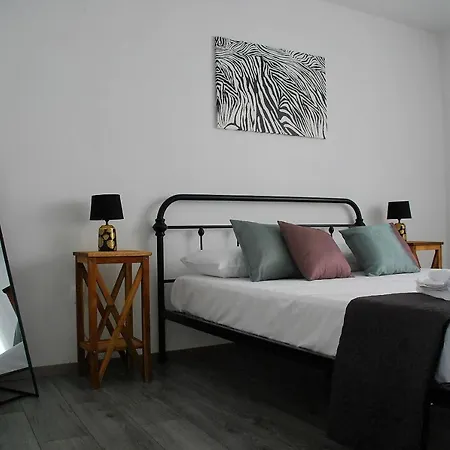 “tica” Apartment